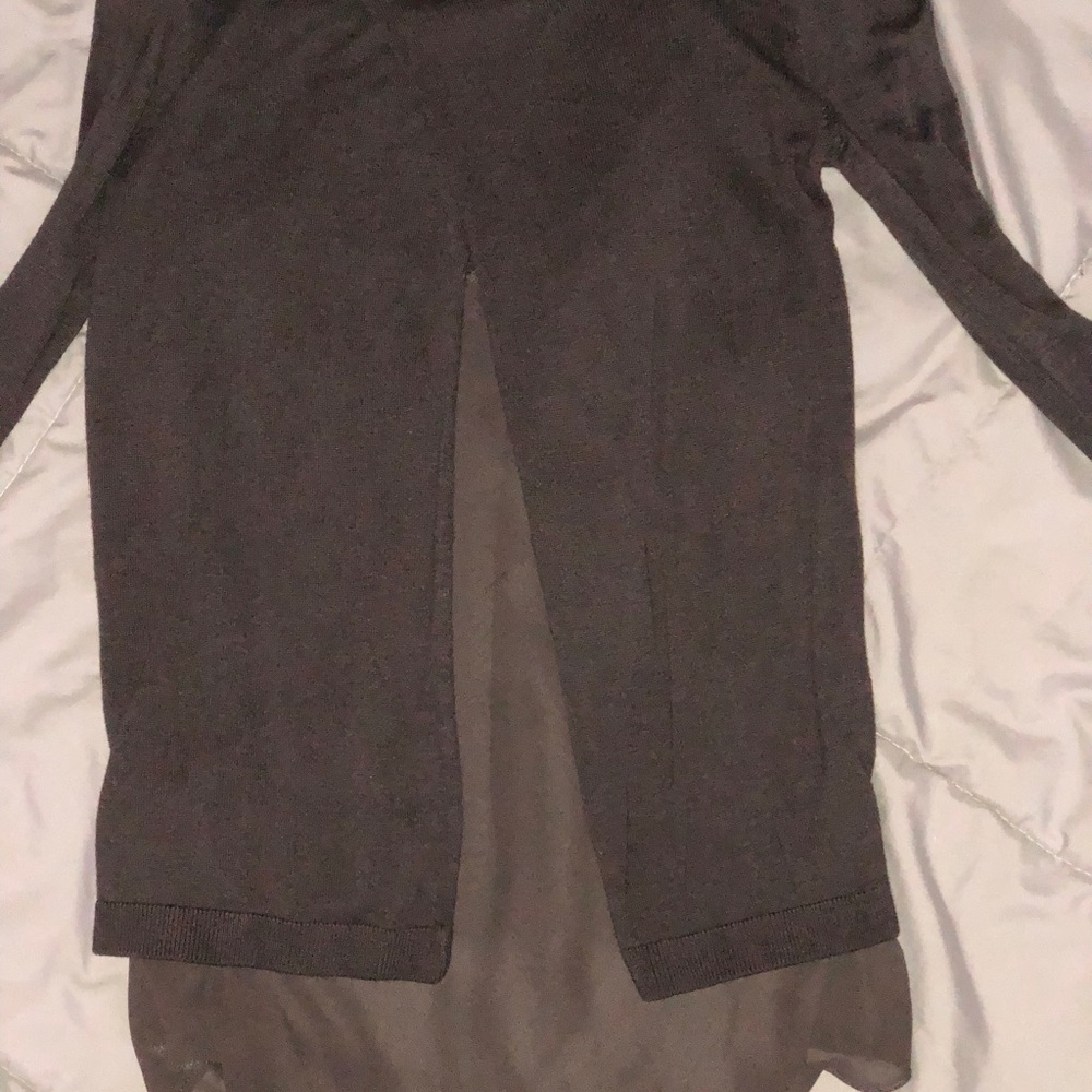 Express Sweater - Picture 3 of 3